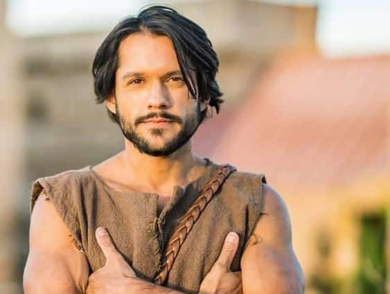 Shahar Isaac Height