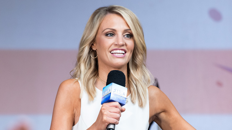 carley shimkus height