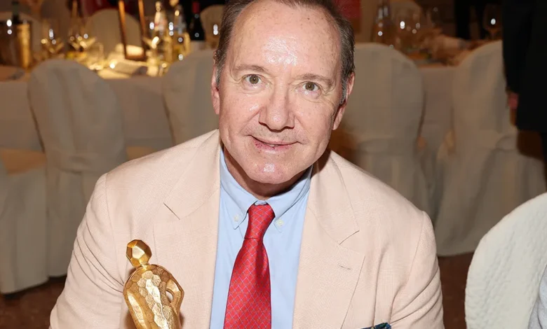 Kevin Spacey: A Career of Acclaim, Complexity, and Cultural Debate Kevin Spacey